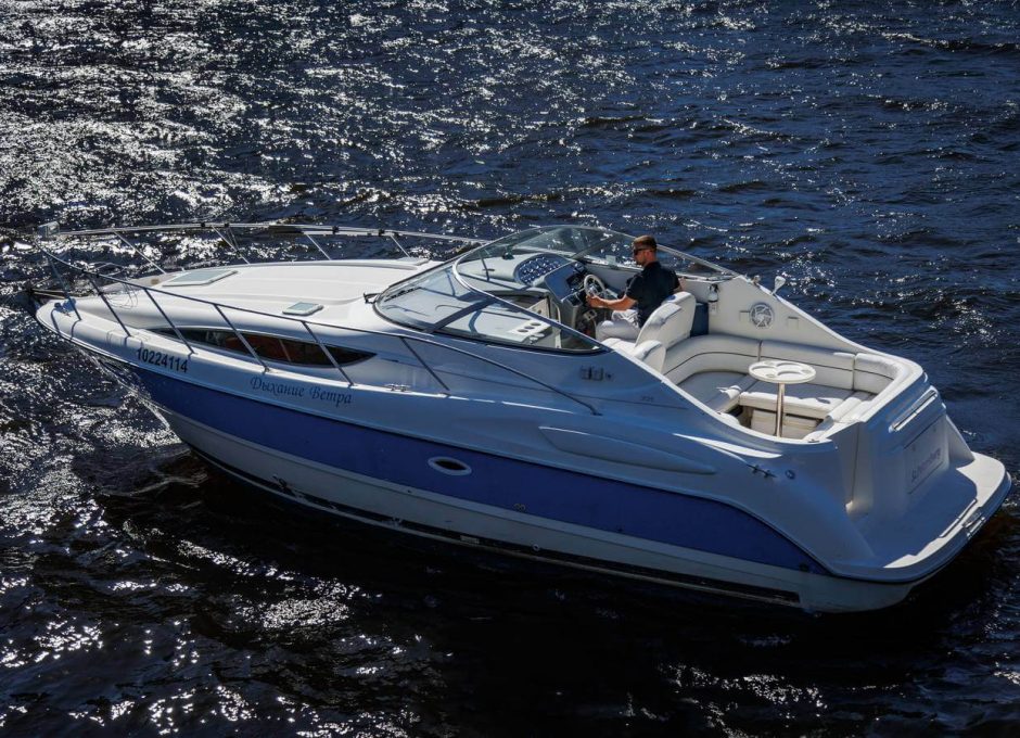 «bayliner 305» Аренда катера в СПб