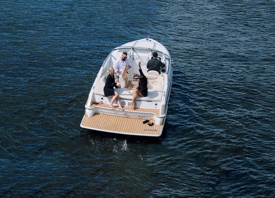 «chris Craft 268» Аренда катера в СПб