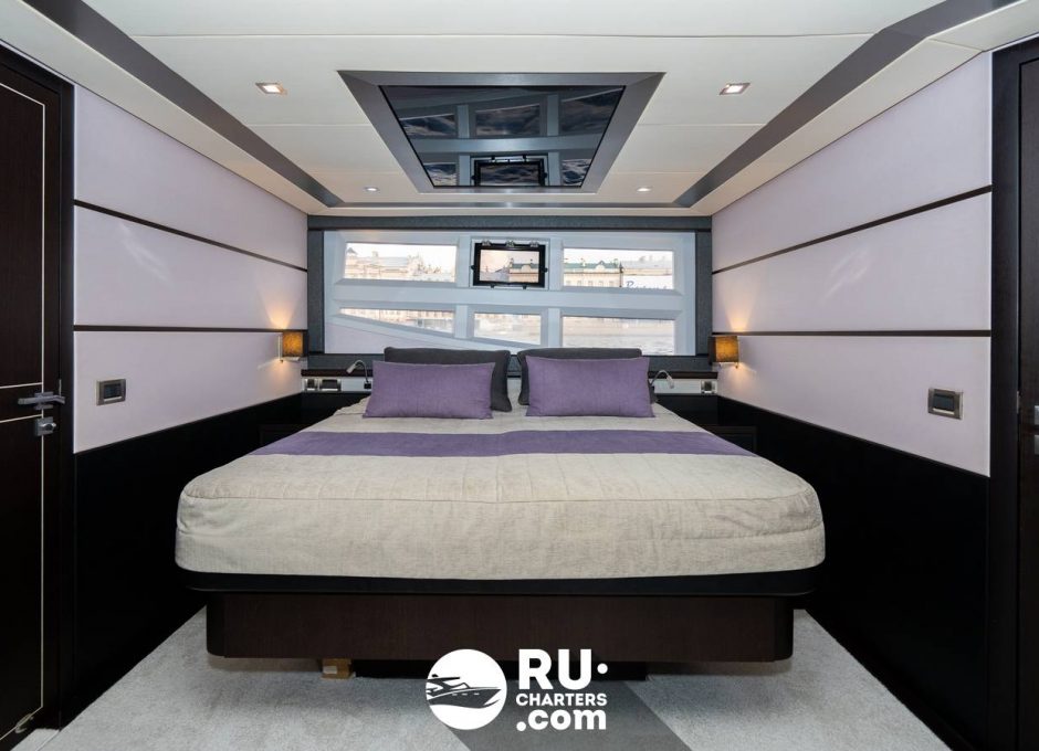 «galeon 64» Аренда яхты в СПБ