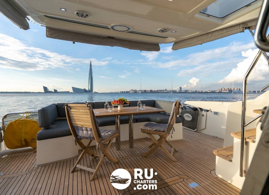 «galeon 64» Аренда яхты в СПБ