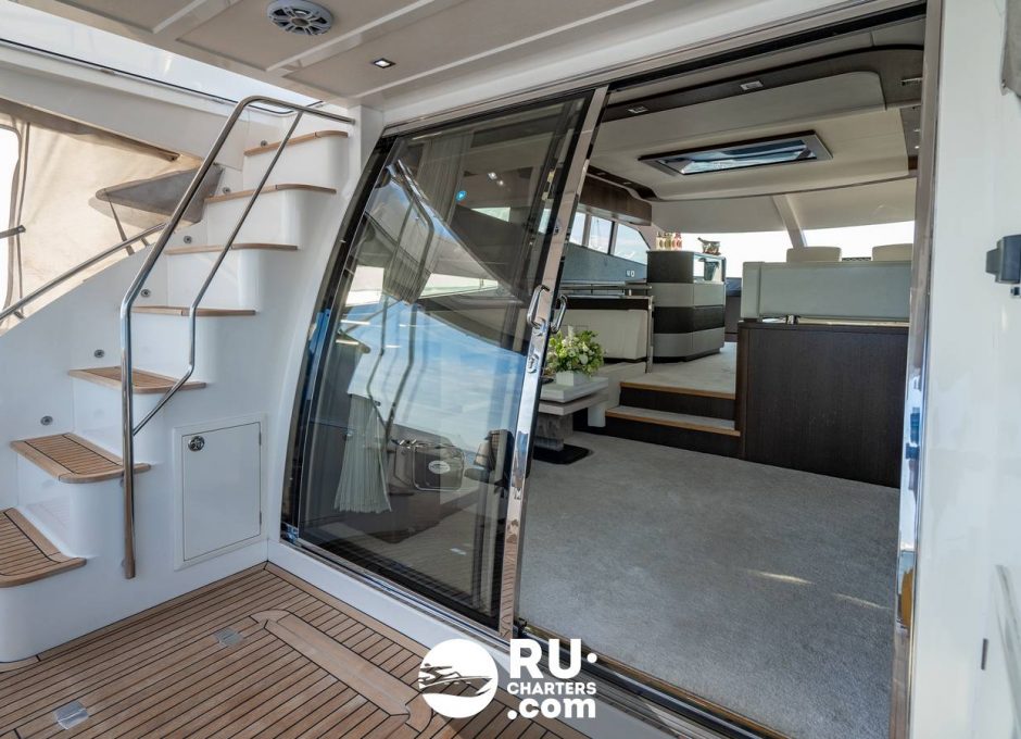 «galeon 64» Аренда яхты в СПБ