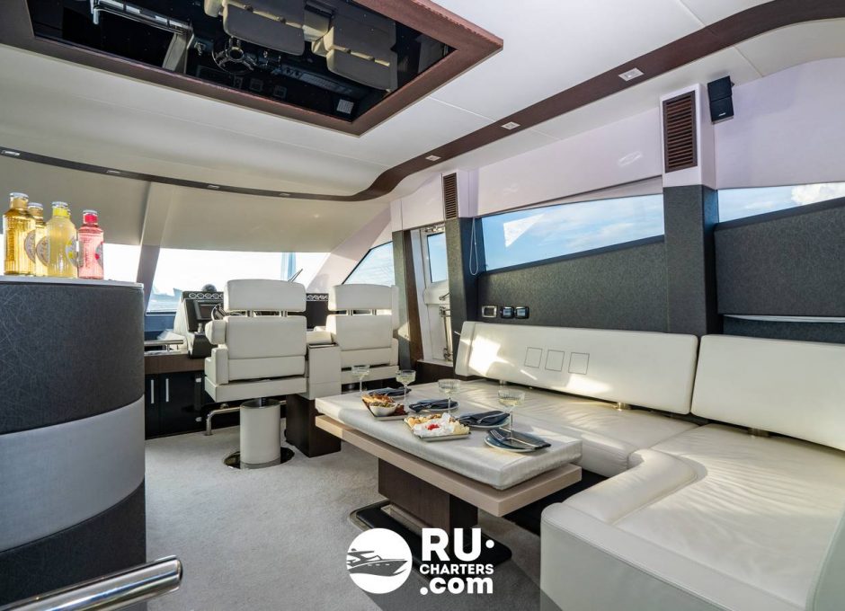 «galeon 64» Аренда яхты в СПБ