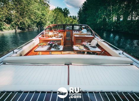 «windsor Craft 31» Аренда катера в СПб