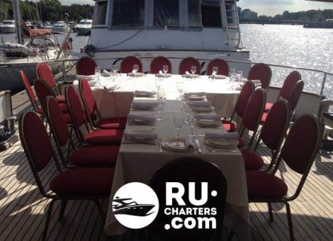 «benetti 92 Richmond» Аренда яхты в СПБ