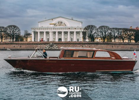 Аренда катера «venissa» в Санкт Петербурге