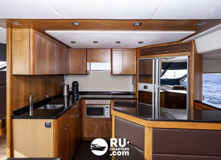 «sunseeker Pallada 70» Аренда яхты в СПб