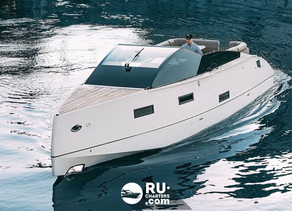 Аренда катера «velvette 33» в Санкт Петербурге