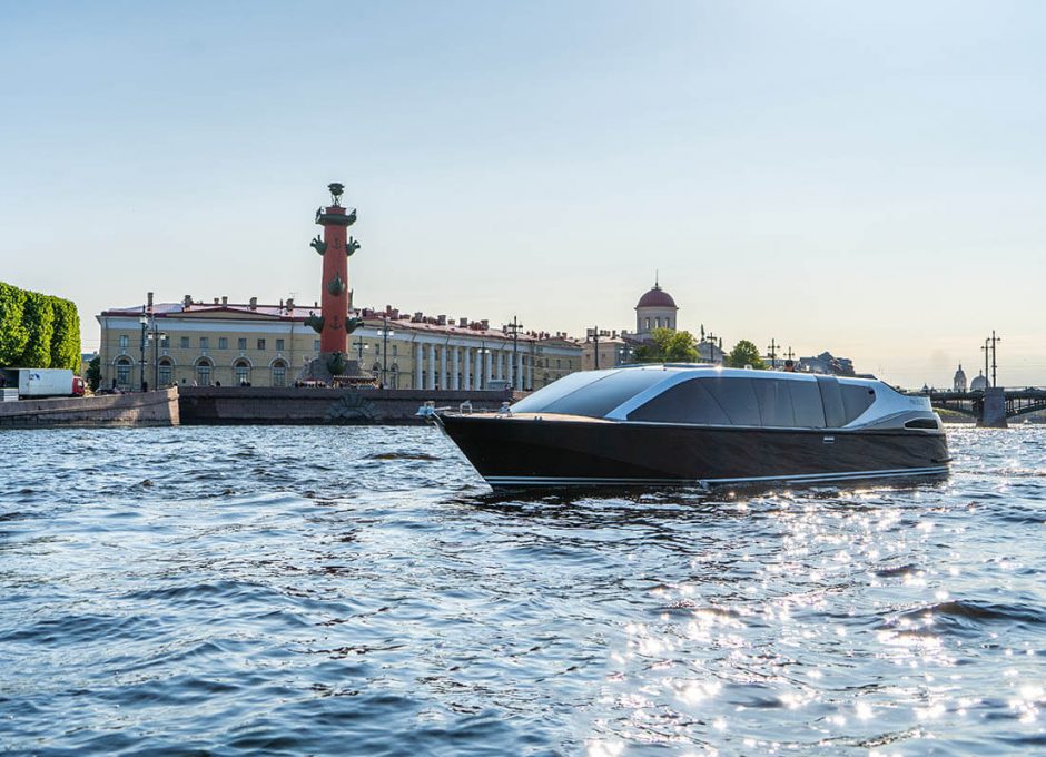 Аренда катера «Чудолодка» в Санкт Петербурге