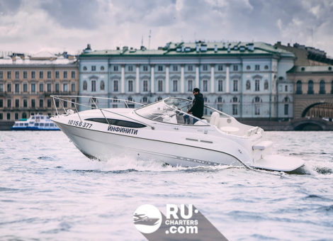 Аренда катера Bayliner 245 в Санкт Петербурге
