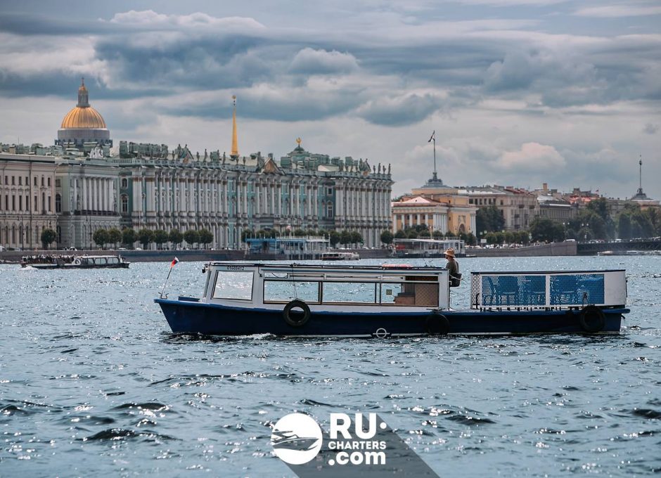 «Ижора» Аренда теплохода в СПб