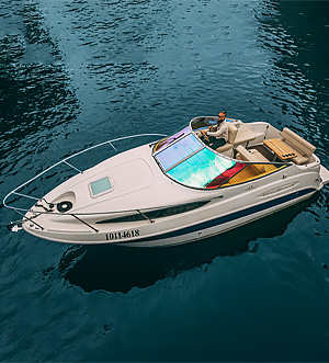 Аренда катера в Санкт Петербурге «bayliner 245»