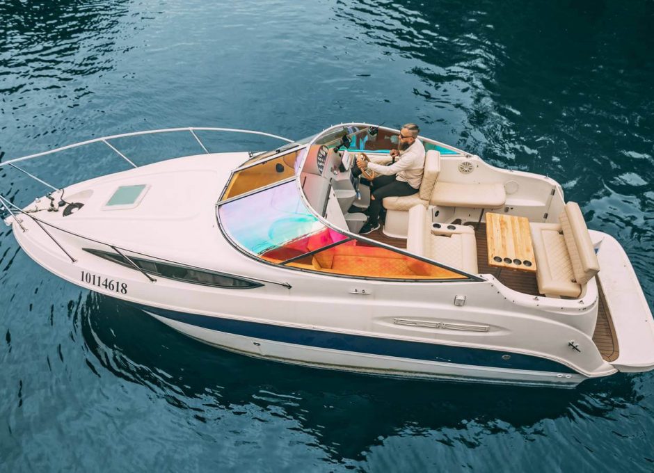 Аренда катера в Санкт Петербурге «bayliner 245»