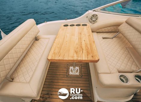 Аренда катера в Санкт Петербурге «bayliner 245»