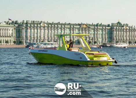 Аренда катера в Санкт Петербурге «fortuna»
