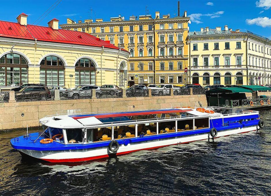 Аренда теплохода в СПб «Самсон»