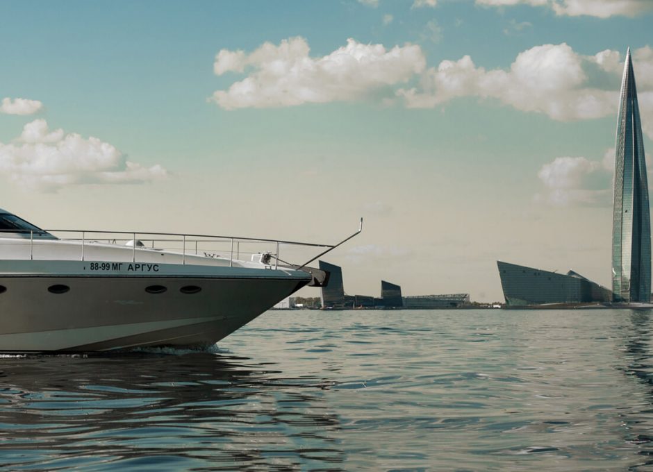 Аренда яхты в Санкт Петербурге «posillipo Rizzardi Technema 48» 