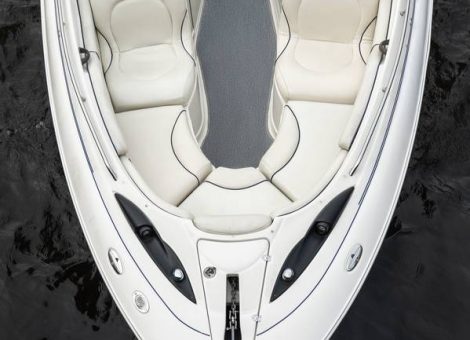 Аренда катера «monterey 298 Ss» в Санкт Петербурге