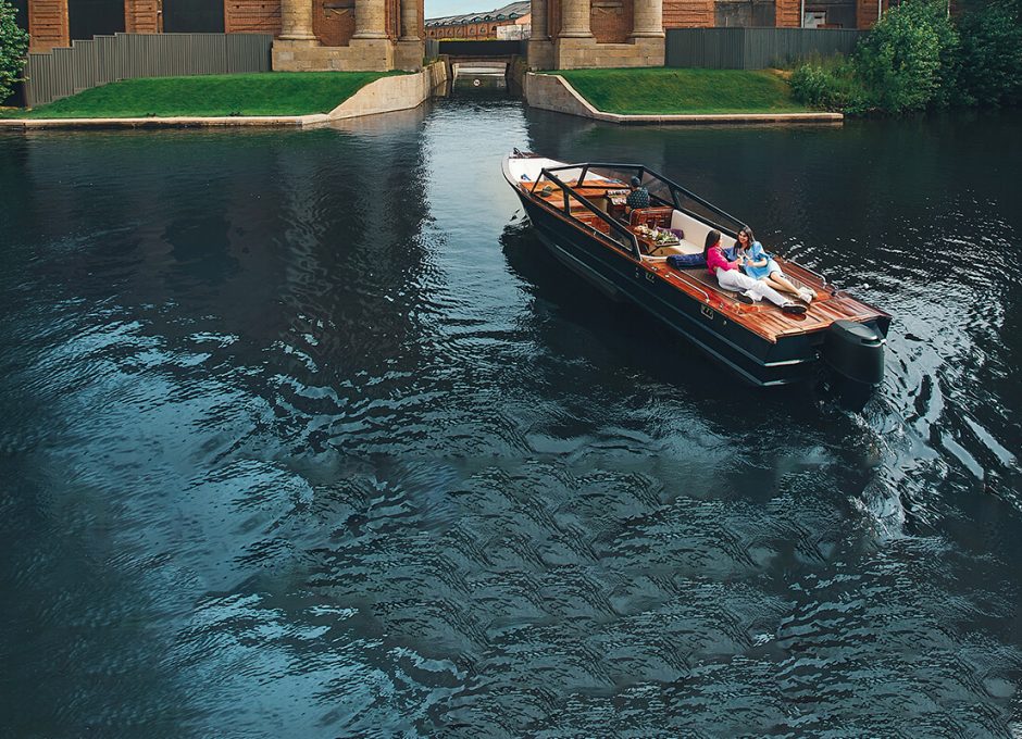 Аренда катера «blueberry» в Санкт Петербурге