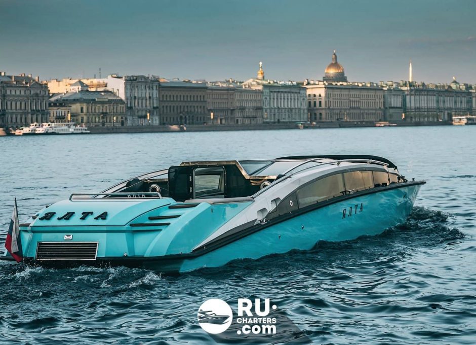 Аренда катера в Санкт Петербурге «Ялта»