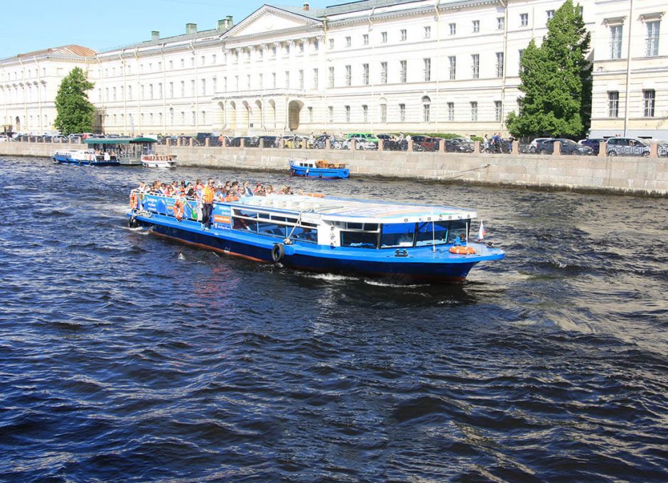 Аренда теплохода в СПб «Кронверка»