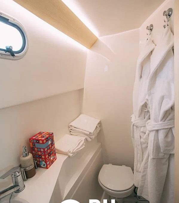 «Джокор» Аренда парусного катамарана в Санкт Петербурге «jocore»