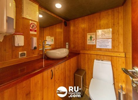 «Константин» Аренда теплохода в СПб