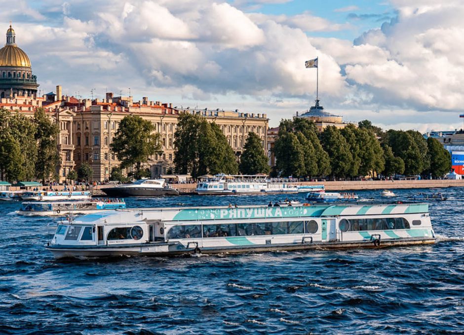 Аренда теплохода в СПб «Ряпушка»
