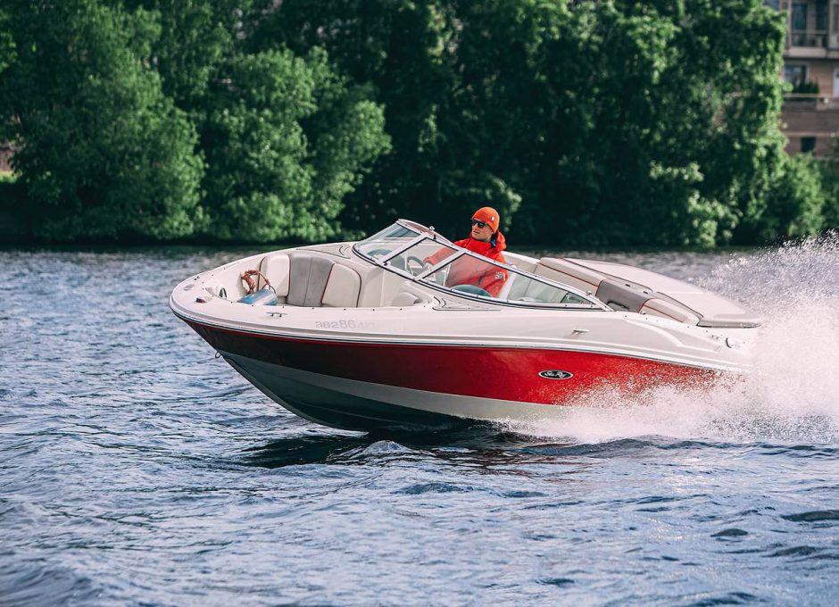 Аренда катера в СПб «corsa»