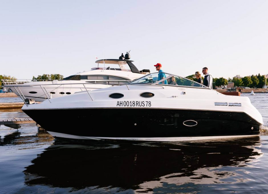 Аренда катера в СПб «regal 260»