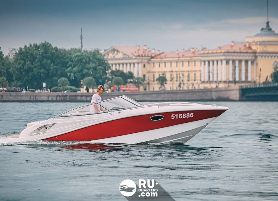Аренда катера в СПб «velvette Euphoria»