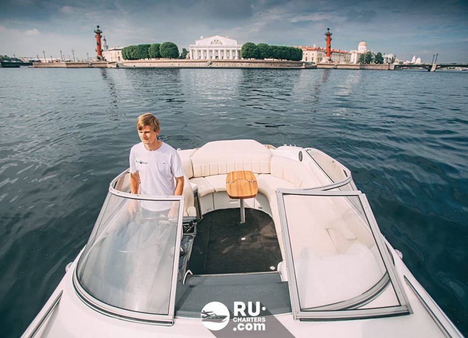 Аренда катера в СПб «velvette Euphoria»