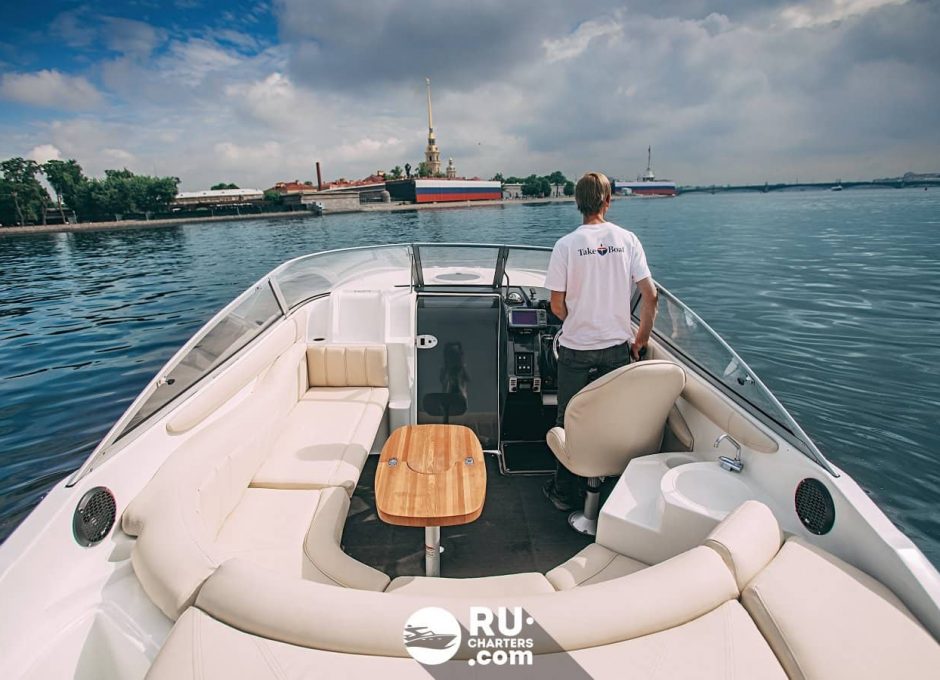 Аренда катера в СПб «velvette Euphoria»