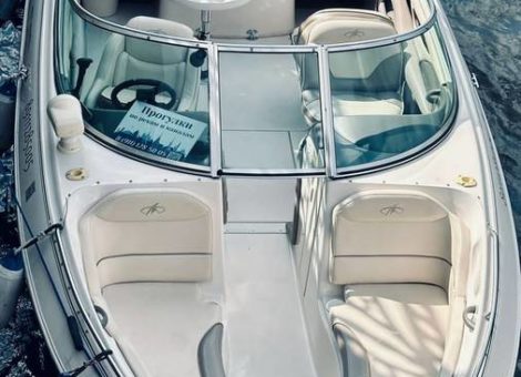 Аренда катера в СПб «monterey 220 Bowrider»