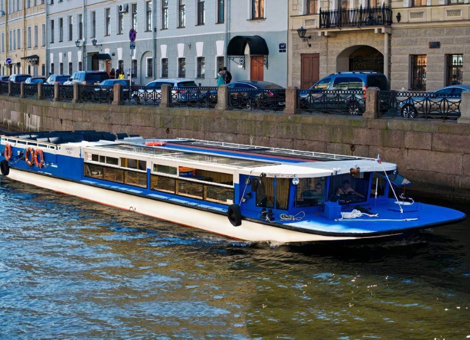 «Император» Аренда теплохода в СПб