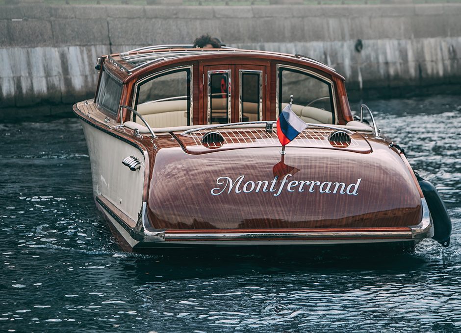 Аренда катера в Спб «montferrand»