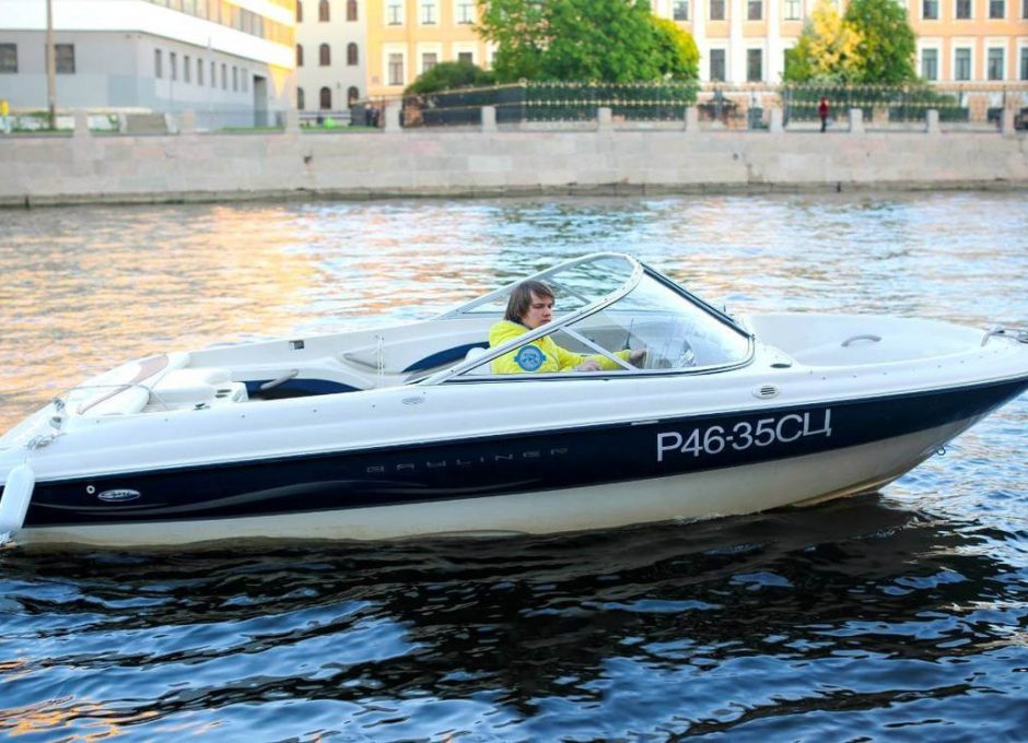 «bayliner 185» Аренда катера в СПб