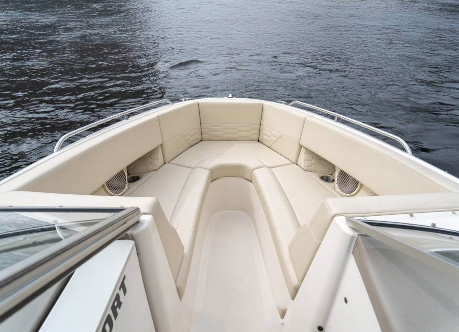 «bayliner 2350» Аренда катера в СПб