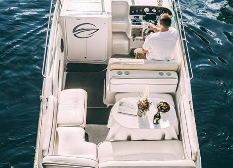 «crownline 268» Аренда катера в СПб