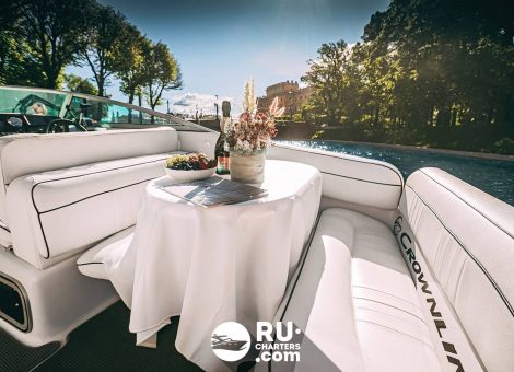 «crownline 268» Аренда катера в СПб