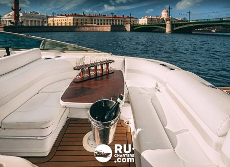 «formula 260ss Звезда» Аренда катера в СПб