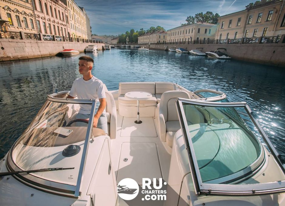 «sea Ray 240 Пума» Аренда катера в СПб