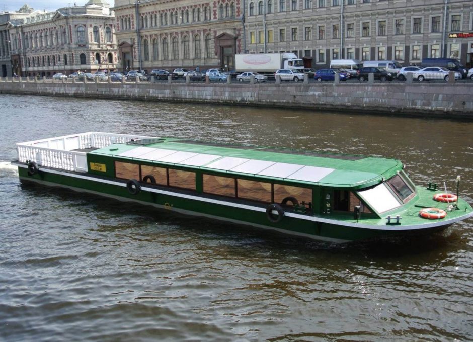 «Генерал» Аренда теплохода в Санкт Петербурге