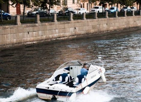 «Арабелла» Аренда катера в СПб