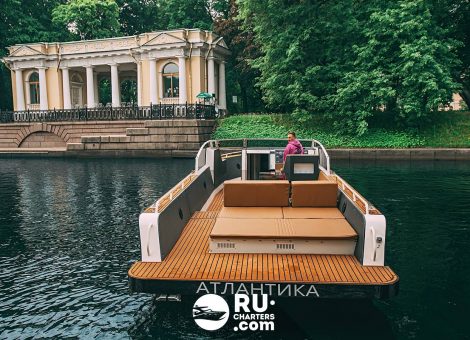 «Атлантика» Аренда катера в СПб