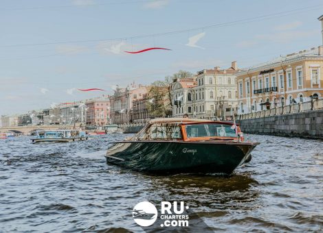 «Консул» Аренда катера в СПб
