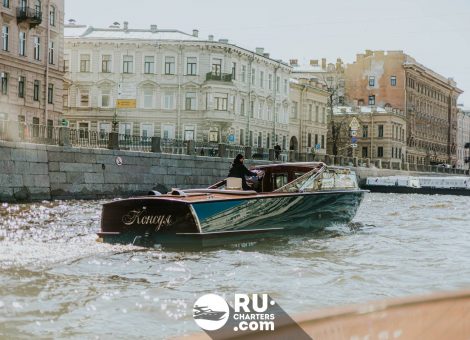 «Консул» Аренда катера в СПб