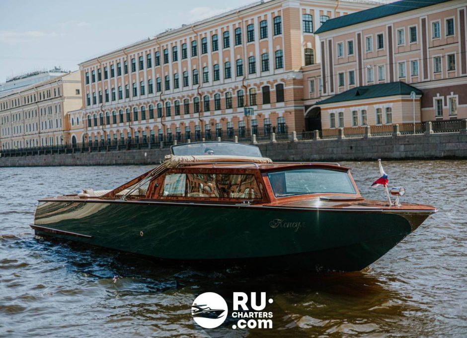 «Консул» Аренда катера в СПб