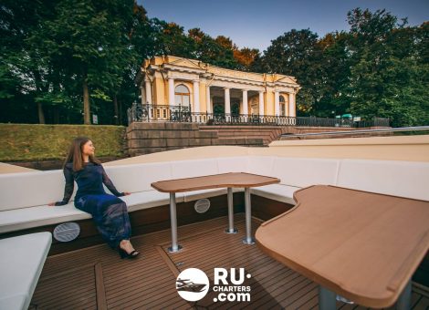 «Ливадия» Аренда катера в СПб