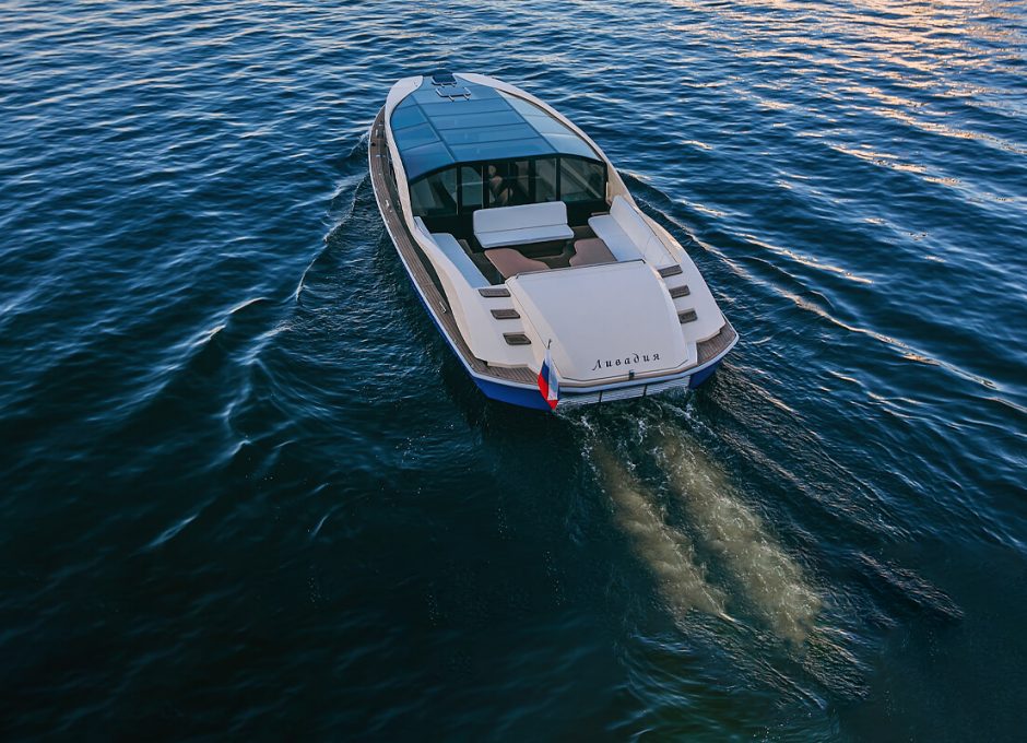 «Ливадия» Аренда катера в СПб