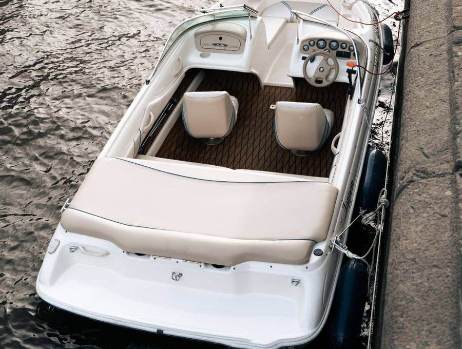 «Лоррет» Аренда катера в СПб